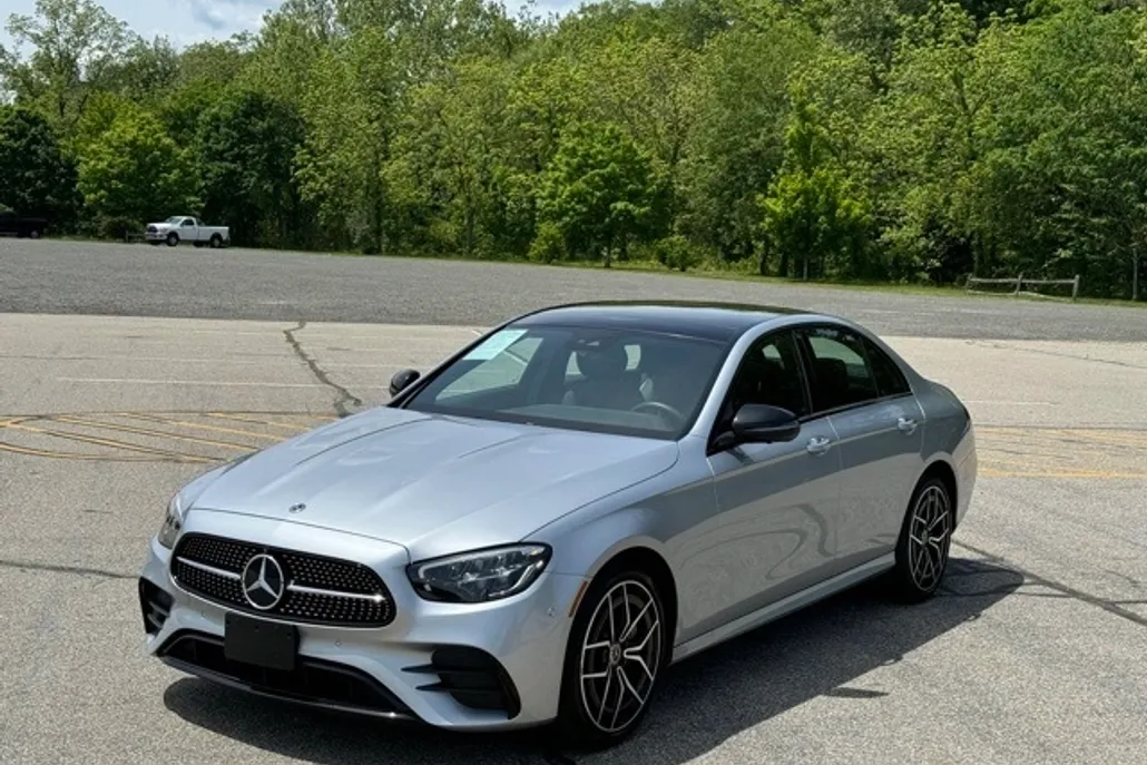 2023 Mercedes Benz E 350 4MATIC Sedan photo 1