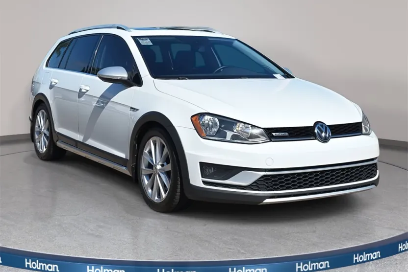 2017 Volkswagen Golf Alltrack TSI SE 4Motion photo 1