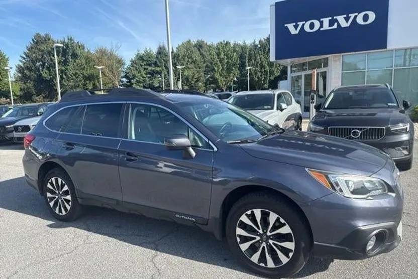 2016 Subaru Outback 3.6R Limited photo 1