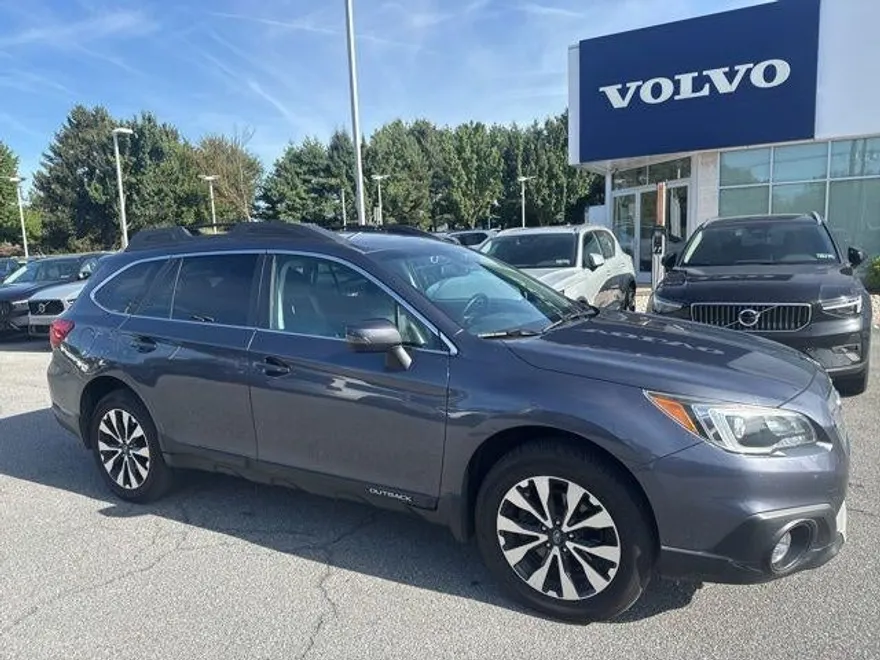 2016 Subaru Outback 3.6R Limited photo 1