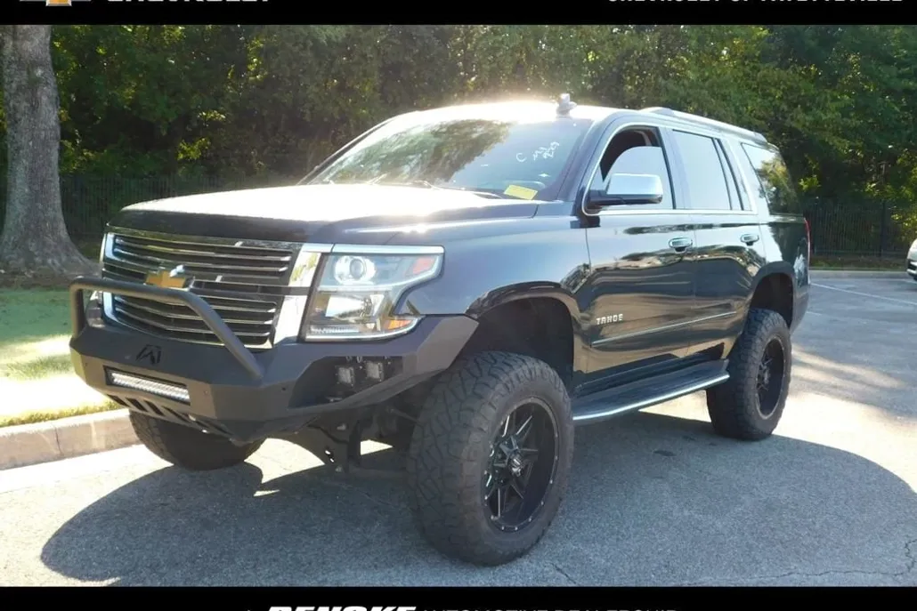 2017 Chevrolet Tahoe Premier photo 1