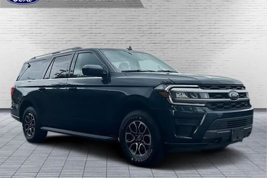 2022 Ford Expedition MAX XLT photo 1