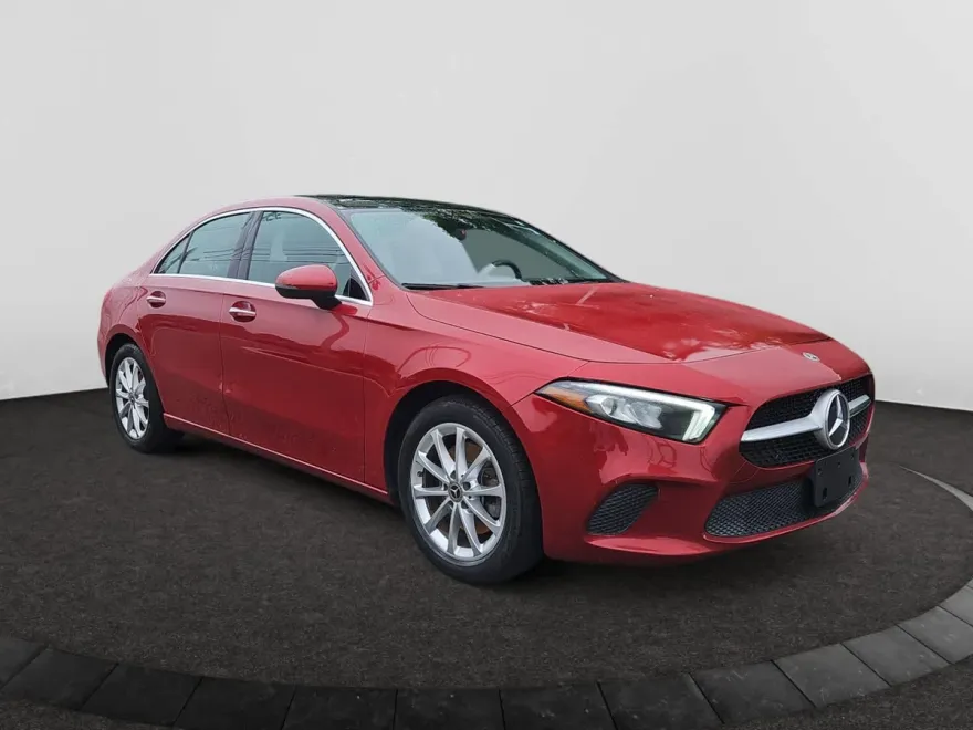 2021 Mercedes Benz A 220 4MATIC photo 1