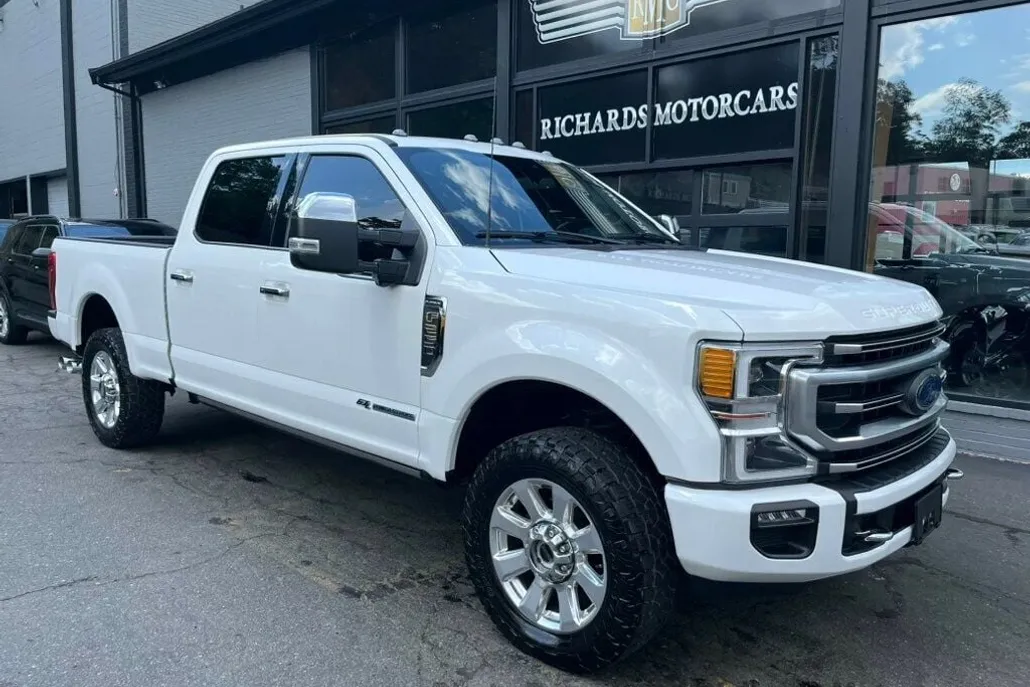 2022 Ford F-250 Platinum photo 1