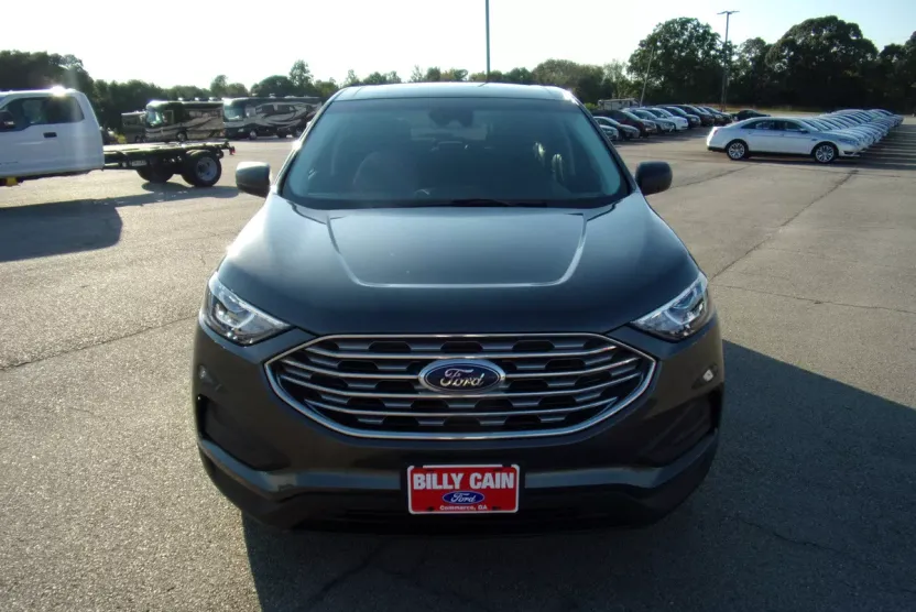 2019 Ford Edge SE photo 1