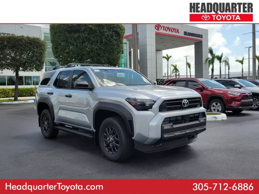 2025 Toyota 4Runner SR5 photo 1