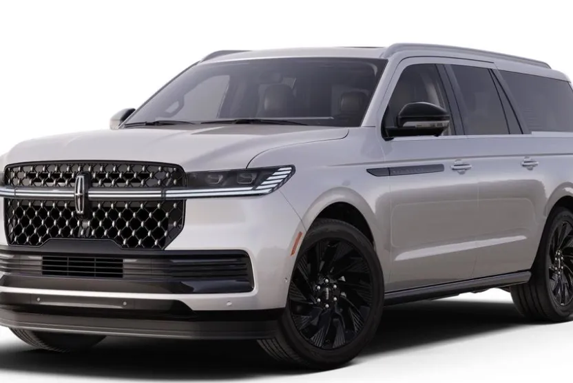 2025 Lincoln Navigator Black Label photo 1