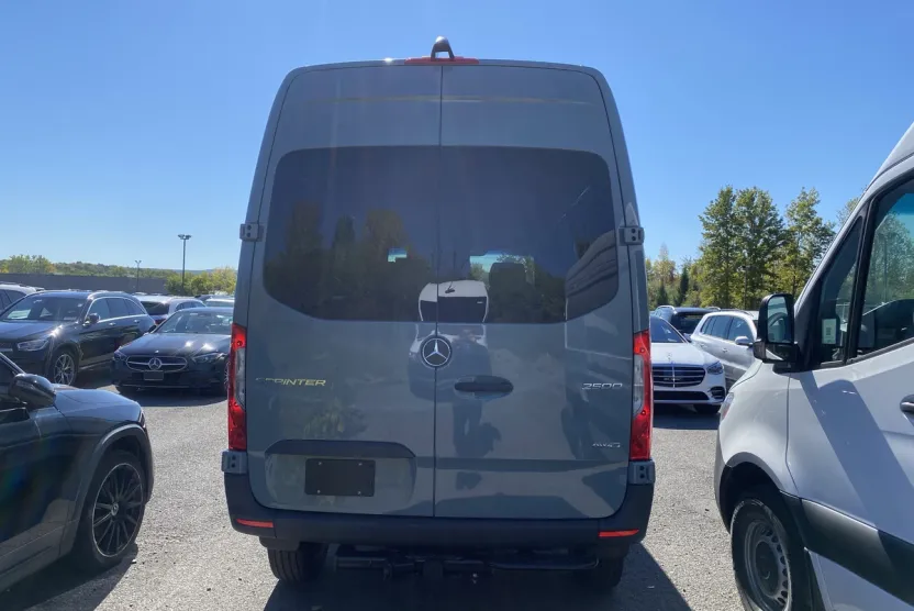 2026 Mercedes Benz Sprinter Crew Van 2500 High Roof photo 1