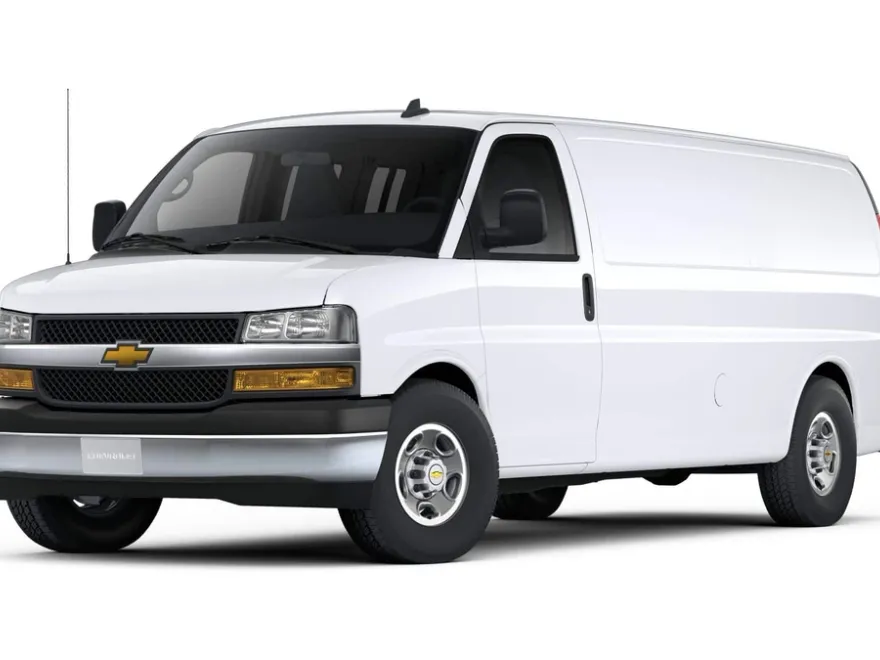 2025 Chevrolet Express Cargo 3500 photo 1