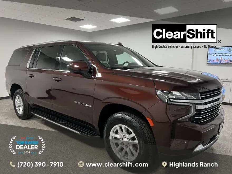 2023 Chevrolet Suburban LT photo 1