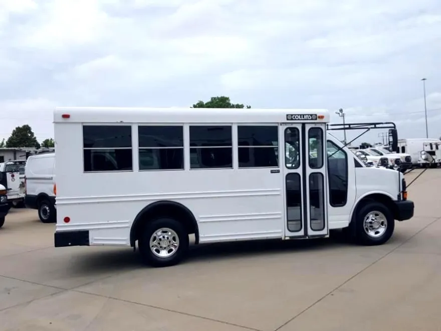 2007 Chevrolet Express 3500 photo 1