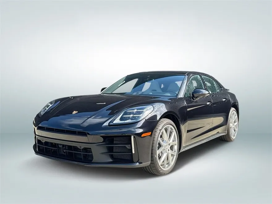 2024 Porsche Panamera 4 photo 1
