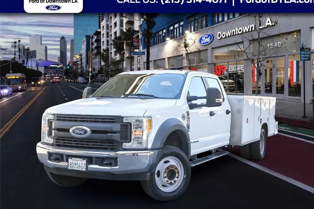 2017 Ford F-550 XL photo 1