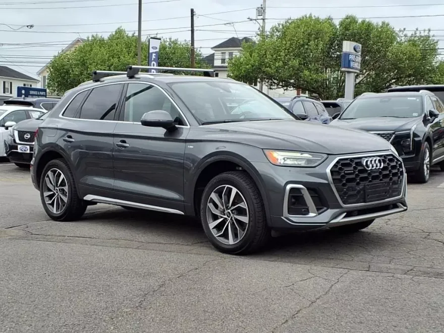 2024 Audi Q5 45 S line Premium photo 1