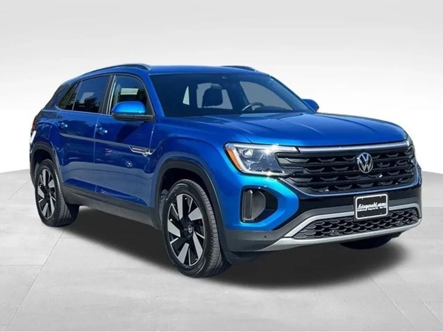 2024 Volkswagen Atlas Cross Sport SE Technology photo 1