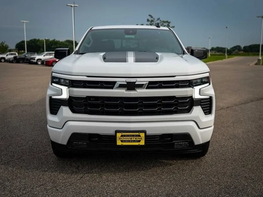 2025 Chevrolet Silverado 1500 RST photo 1