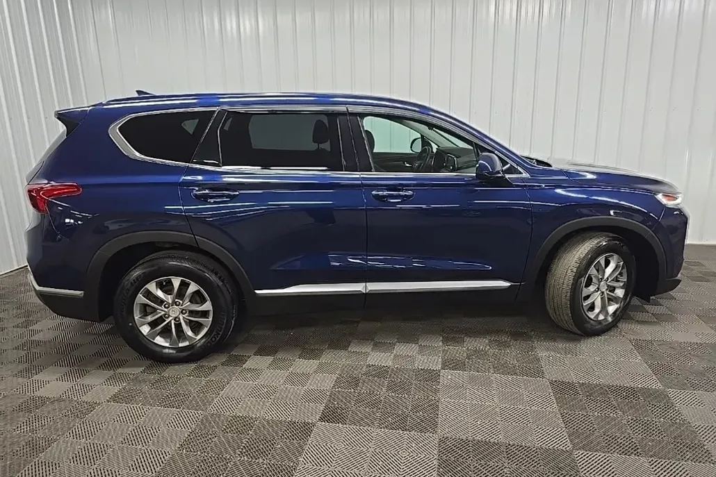 2020 Hyundai Santa Fe SEL photo 1