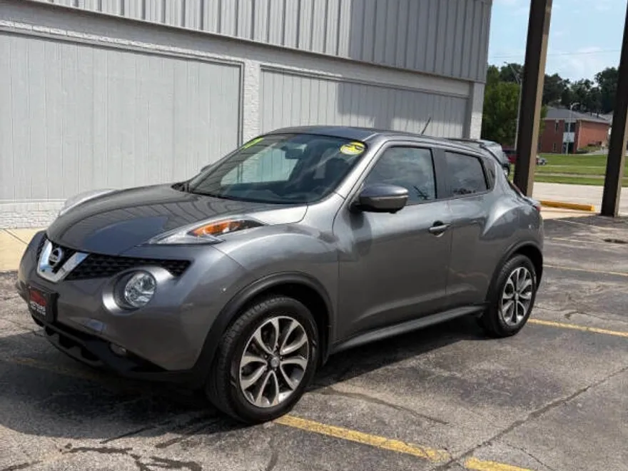 2017 Nissan Juke SL photo 1