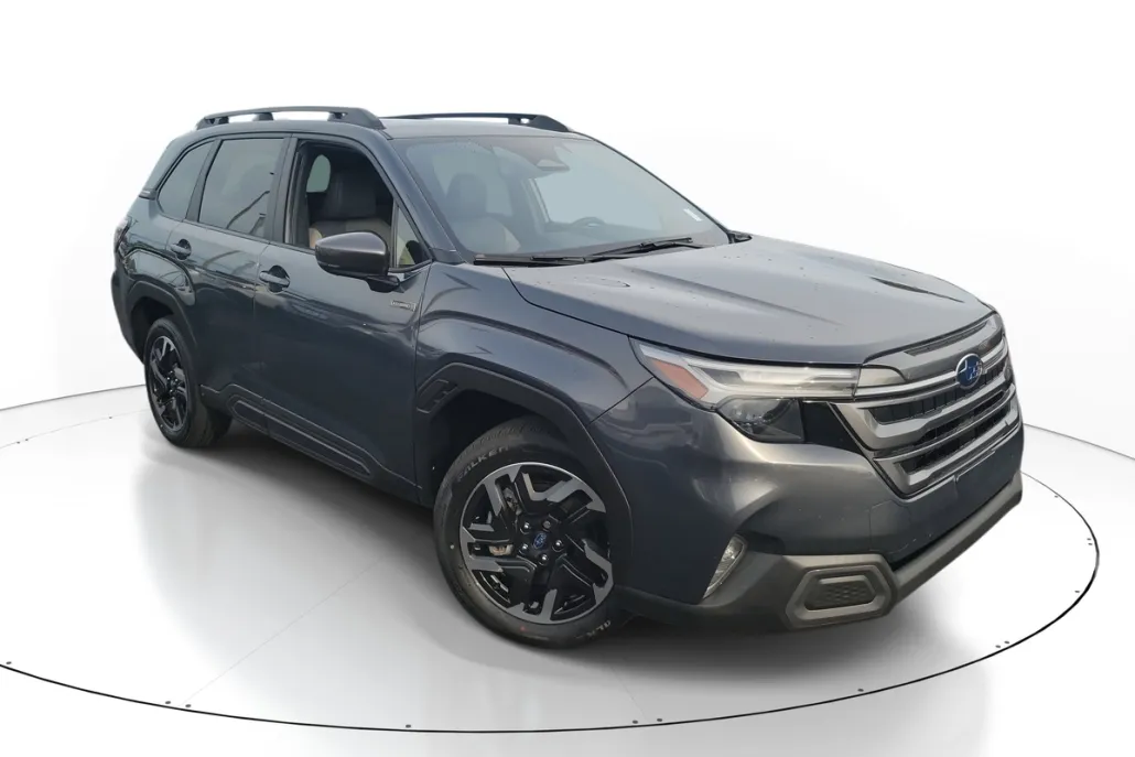 2025 Subaru Forester Limited photo 1