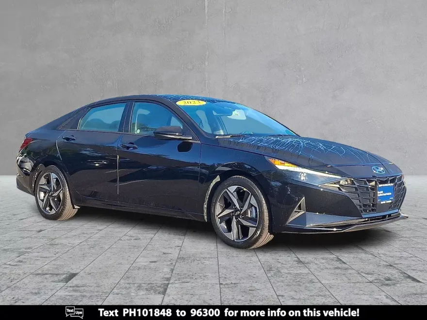 2023 Hyundai Elantra SEL Convenience photo 1