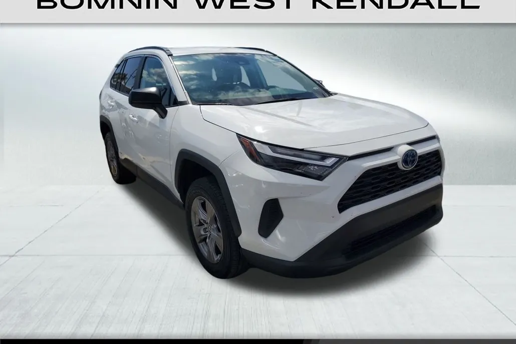 2024 Toyota RAV4 Hybrid LE photo 1