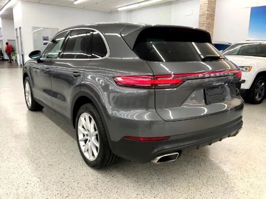 2019 Porsche Cayenne photo 5