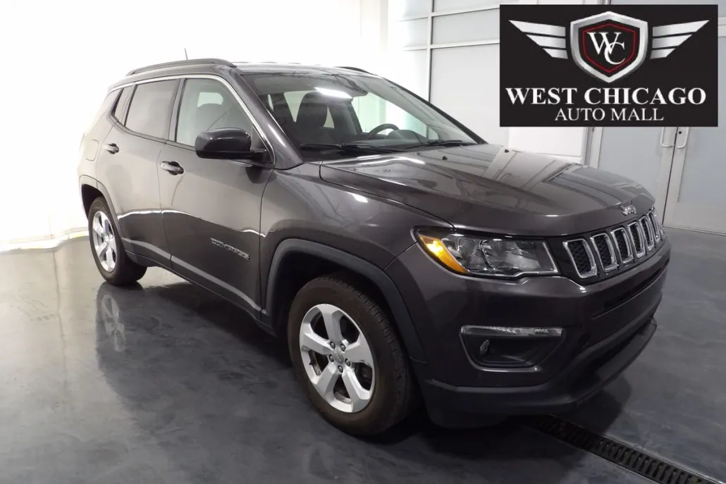 2018 Jeep Compass Latitude Sport photo 1
