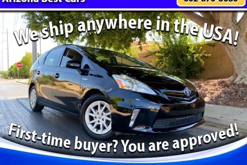 2014 Toyota Prius V Three photo 1