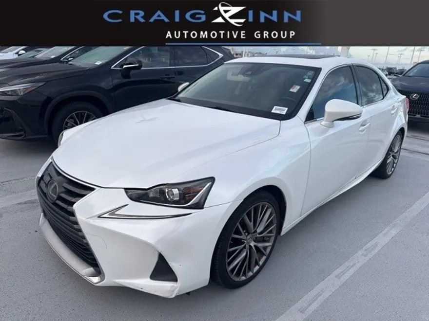 2017 Lexus IS 200t photo 1