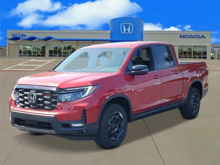 2025 Honda Ridgeline TrailSport photo 1