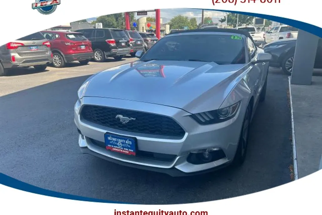 2015 Ford Mustang V6 Convertible photo 1