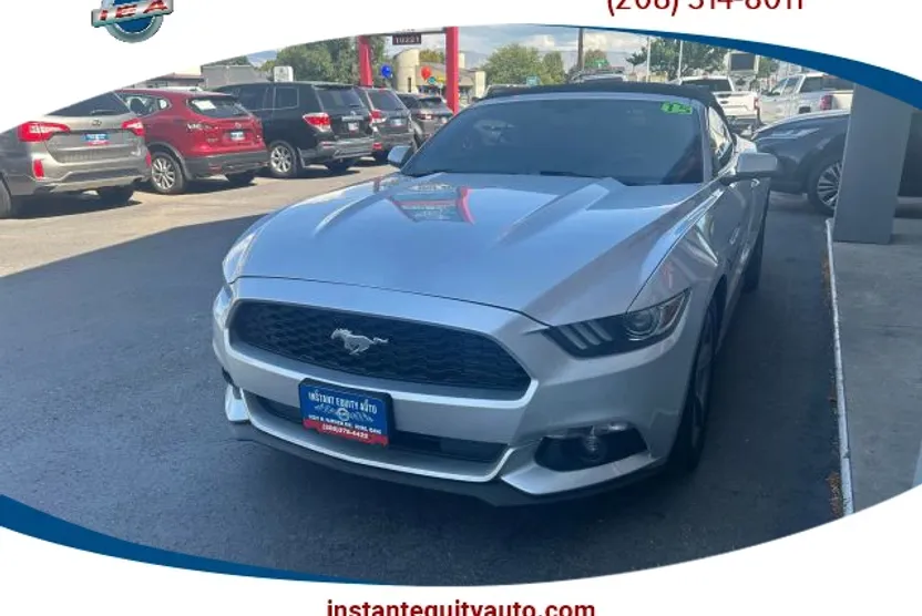 2015 Ford Mustang V6 Convertible photo 1