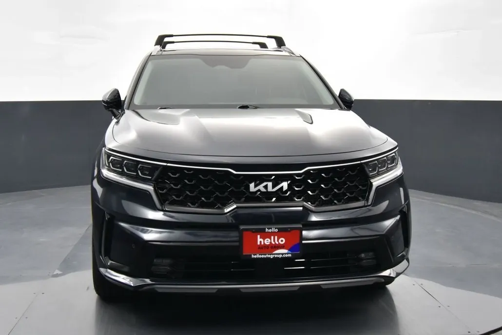 2022 Kia Sorento Plug-In Hybrid SX photo 1