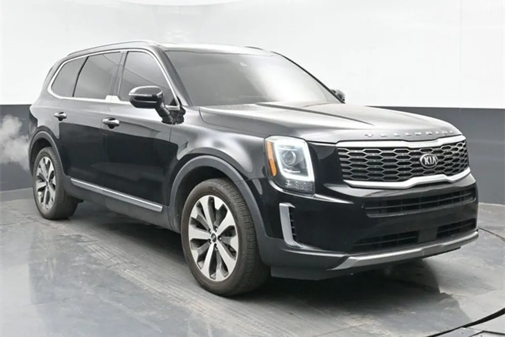 2020 Kia Telluride S photo 1