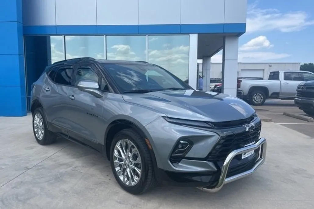 2023 Chevrolet Blazer RS photo 1