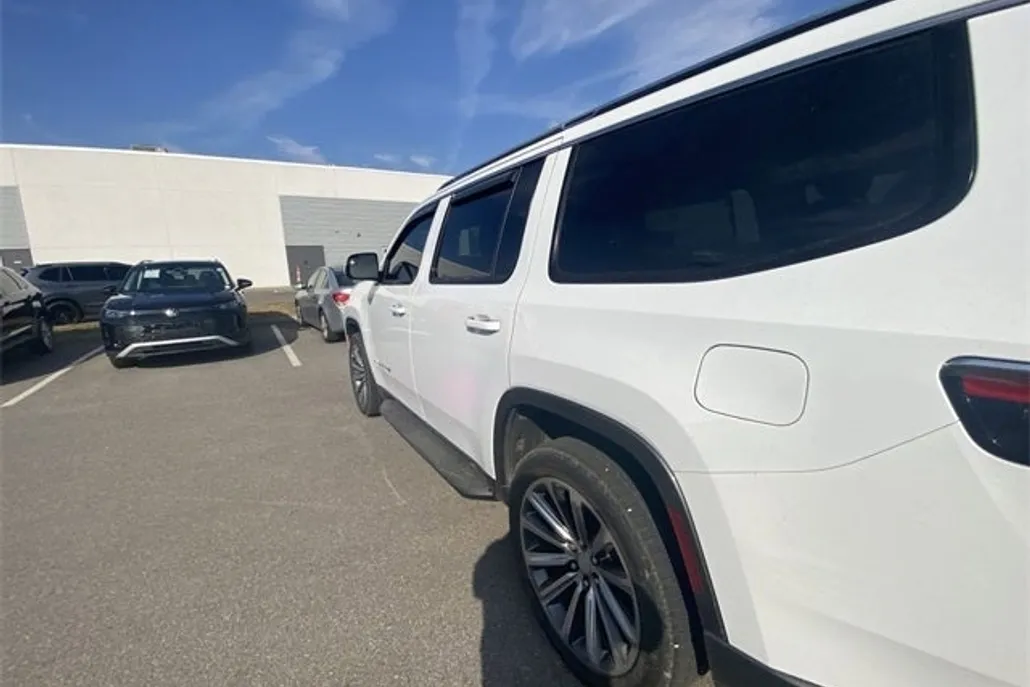 2022 Jeep Wagoneer Series I photo 1
