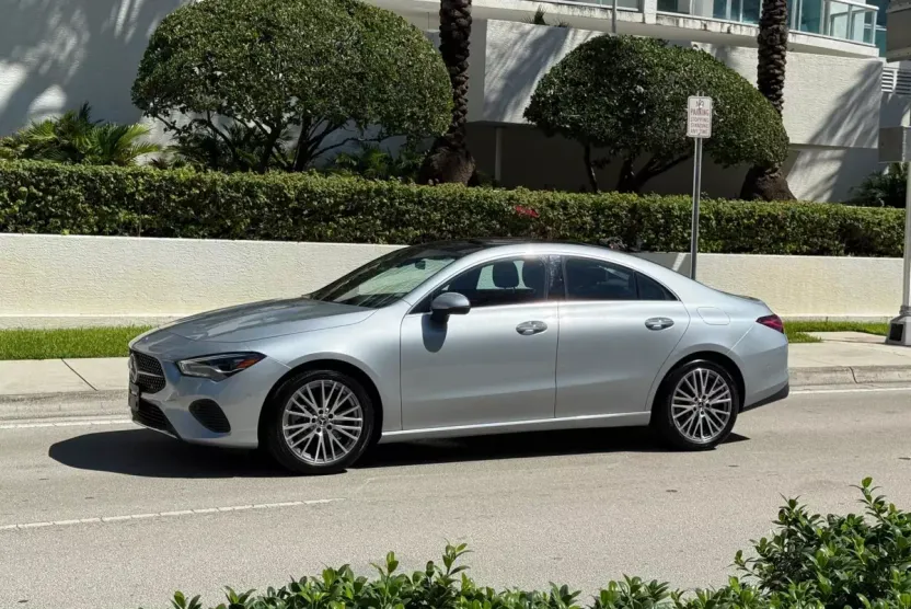2025 Mercedes Benz CLA 250 4MATIC photo 1