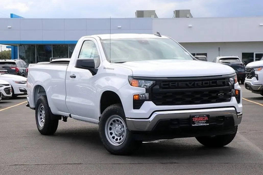 2025 Chevrolet Silverado 1500 photo 1
