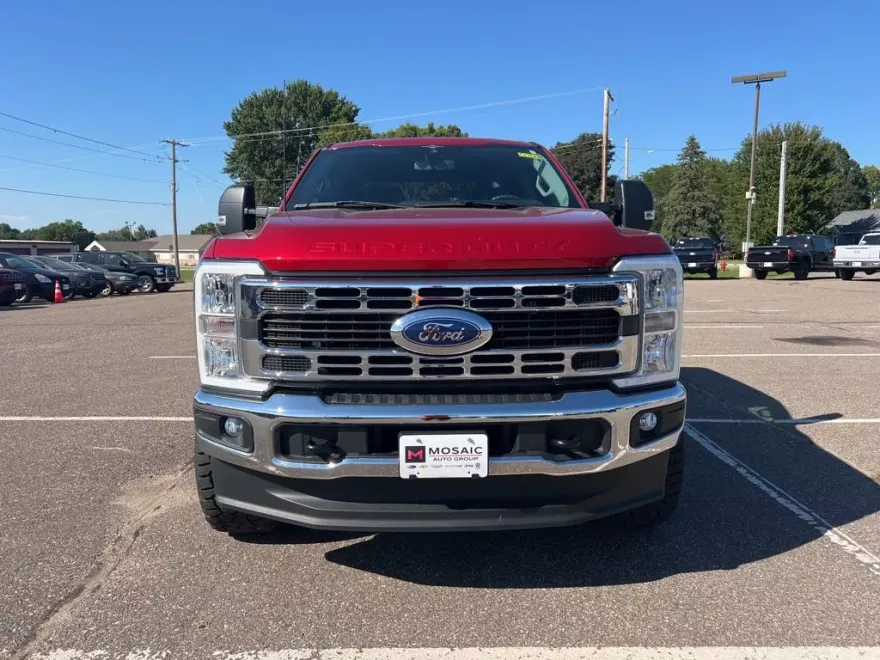 2023 Ford F-250 photo 1