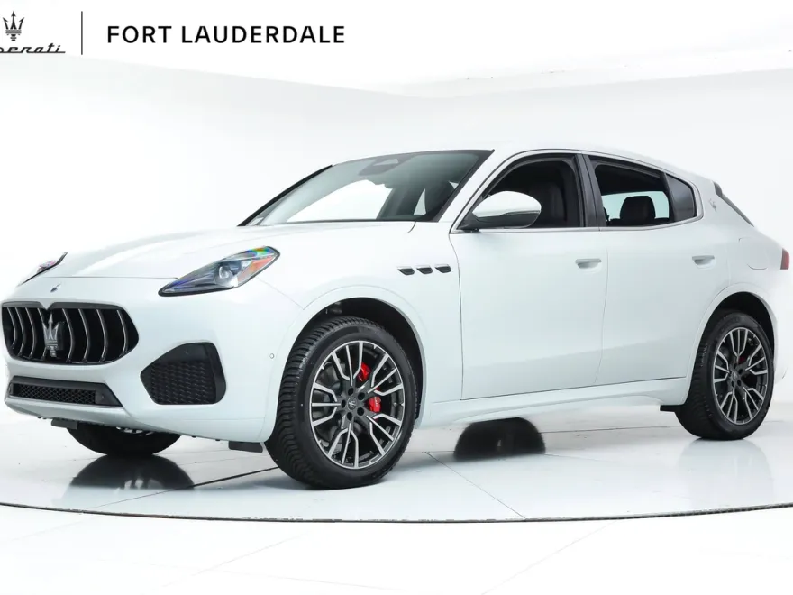 2025 Maserati Grecale photo 1