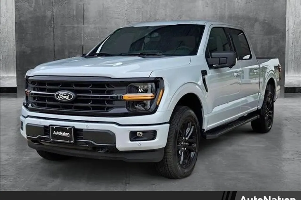 2025 Ford F-150 XLT photo 1