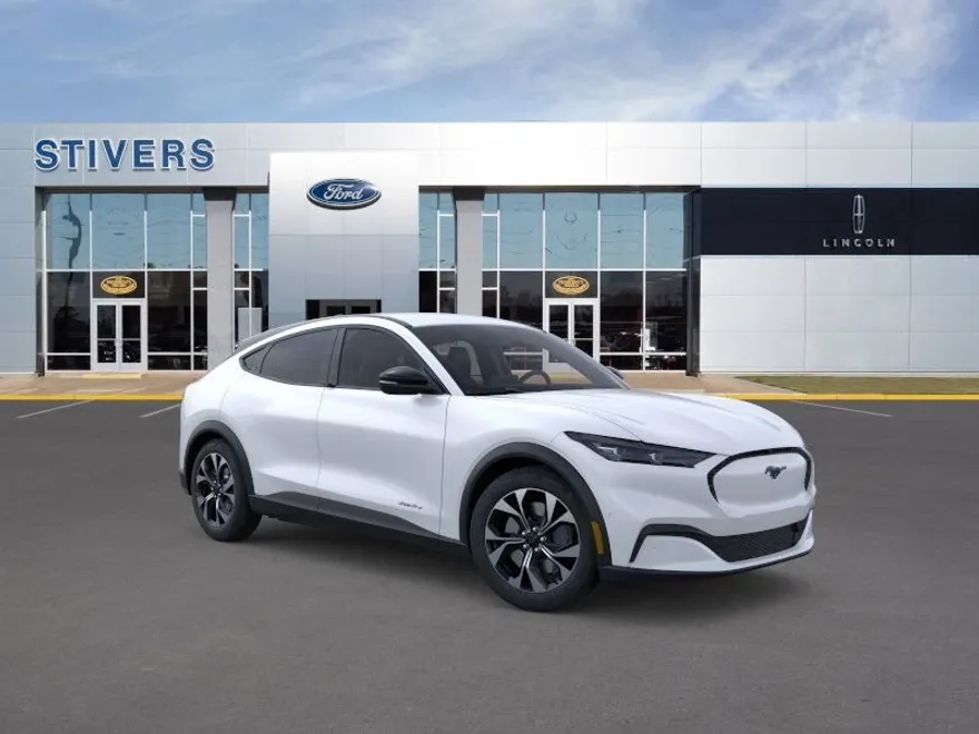 2025 Ford Mustang Mach-E Select photo 1
