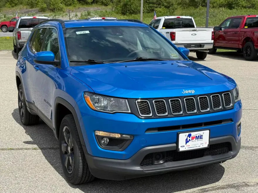 2021 Jeep Compass Latitude photo 1