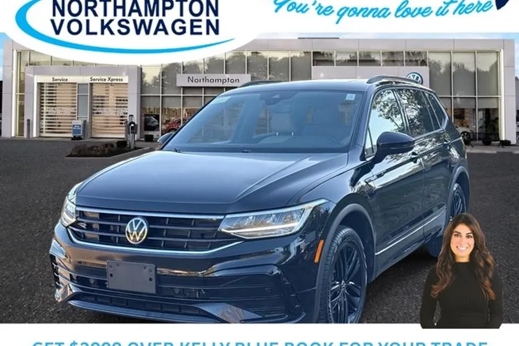 2022 Volkswagen Tiguan SE R-Line Black photo 1