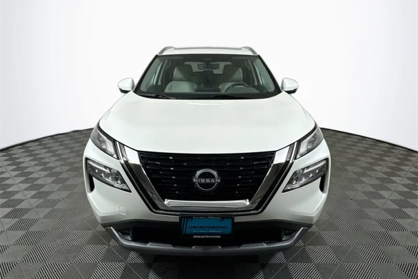 2022 Nissan Rogue AWD SL photo 1