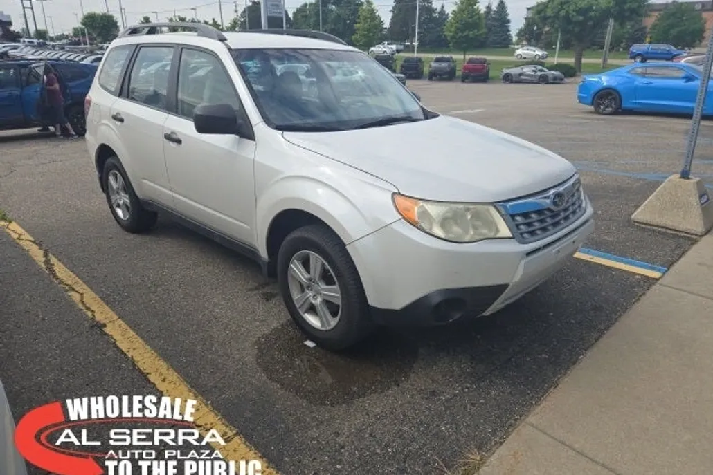 2012 Subaru Forester 2.5X photo 1