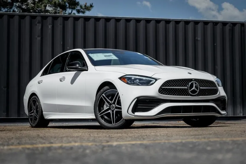 2025 Mercedes Benz C 300 4MATIC photo 1