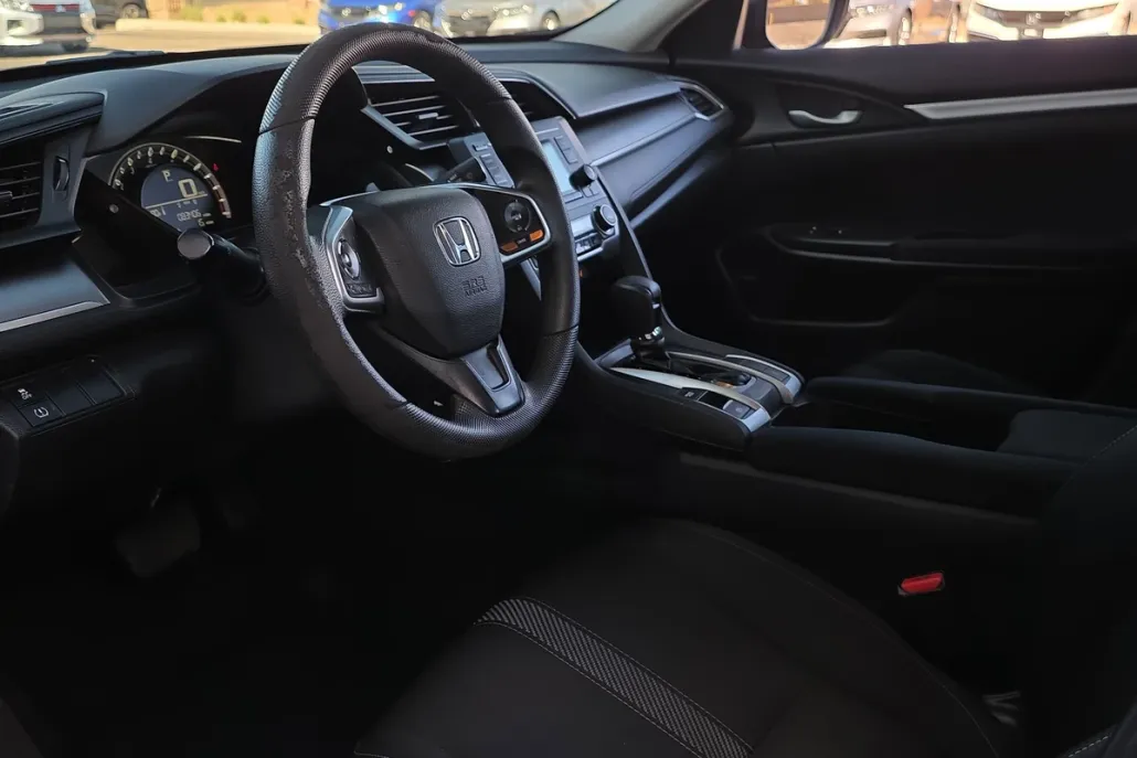 2016 Honda Civic LX photo 1