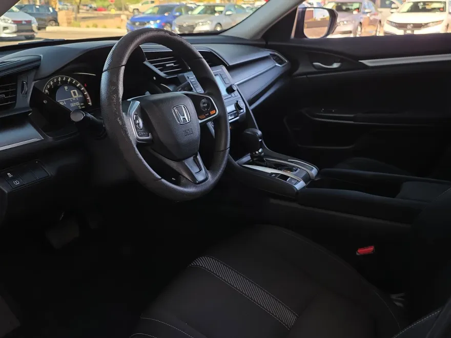 2016 Honda Civic LX photo 1