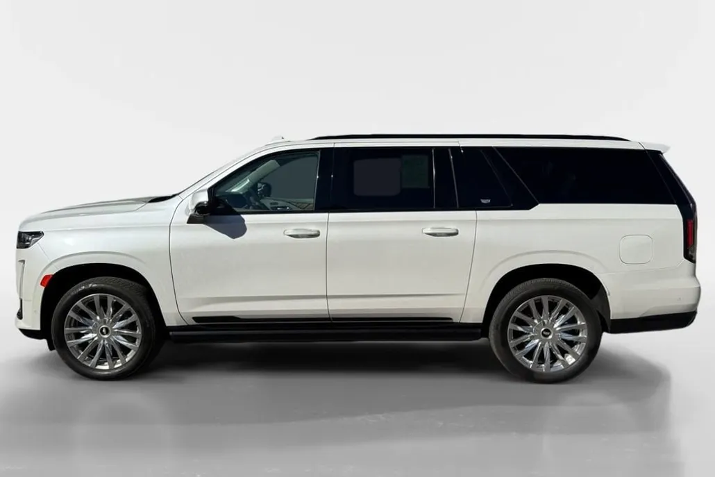 2022 Cadillac Escalade ESV Sport Platinum photo 1